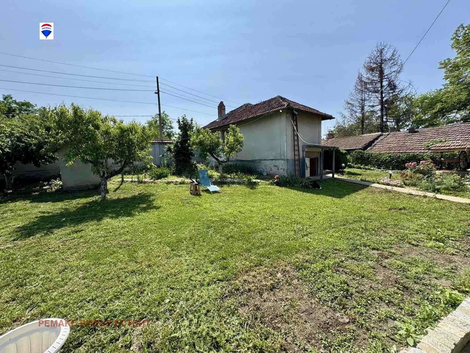 Селска къща за продажба с Черешово, обл. Русе