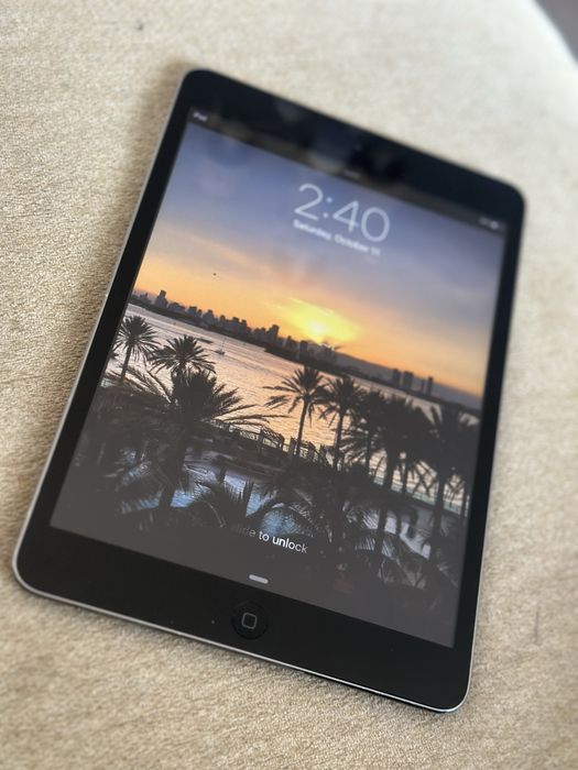 Ipad mini 4 Като Нов