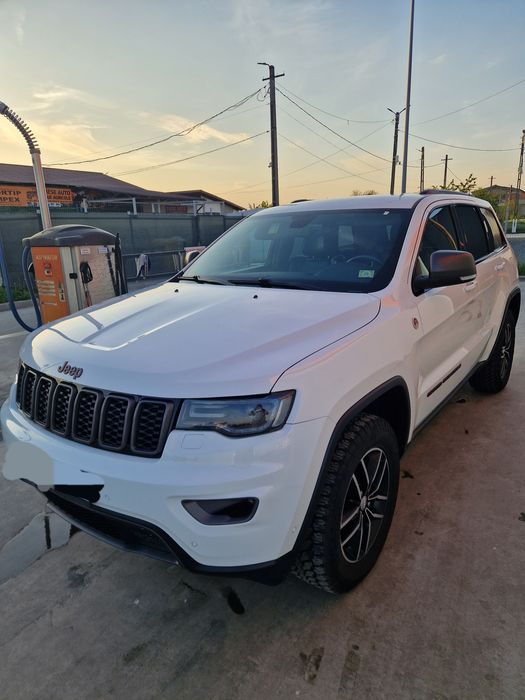 De vanzare,Grand cherokee