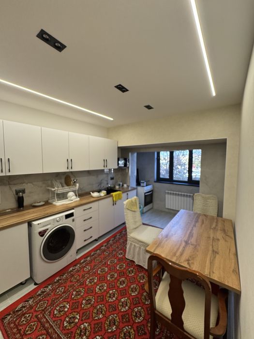 Лабзак ц-12 4в3/2/9 110 квадрат сотилади