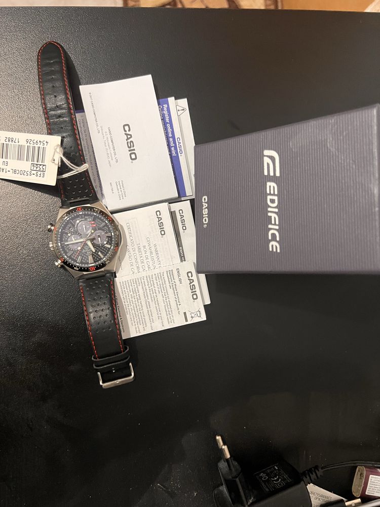 Casio Мъжки Часовник Edifice EFS-S520CBL-1AUEF