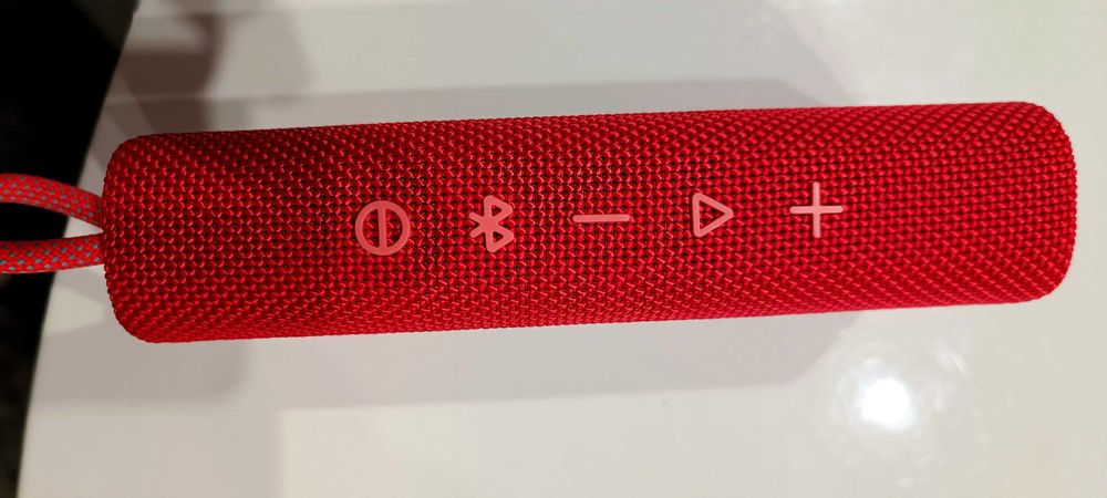 Блутот колонка Tronsmart