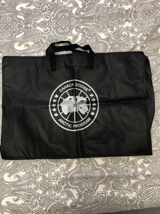 geaca canada goose