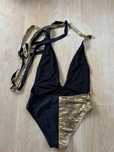 Costum de baie intreg