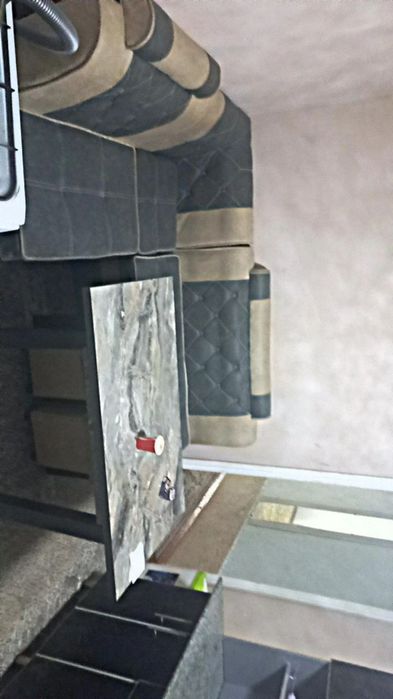 Sagdiyana femili parkni orqasida 1 xonali 2 xona qiligan