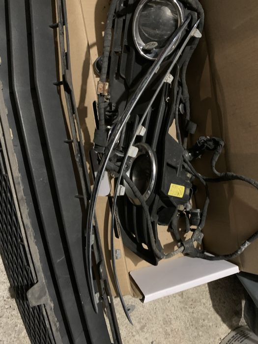 Части от mercedes w204