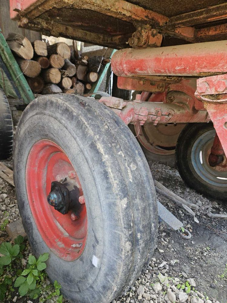 Продавам руско шаси