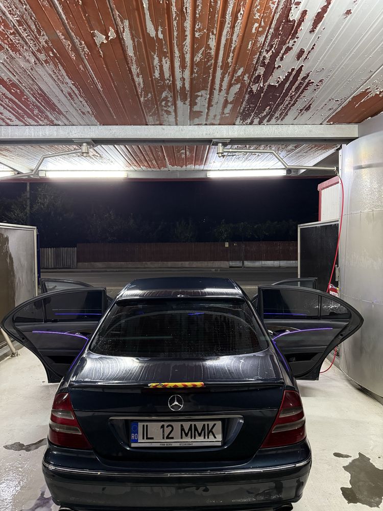 Vand mercedes e class w211 model avantgarde an 2002