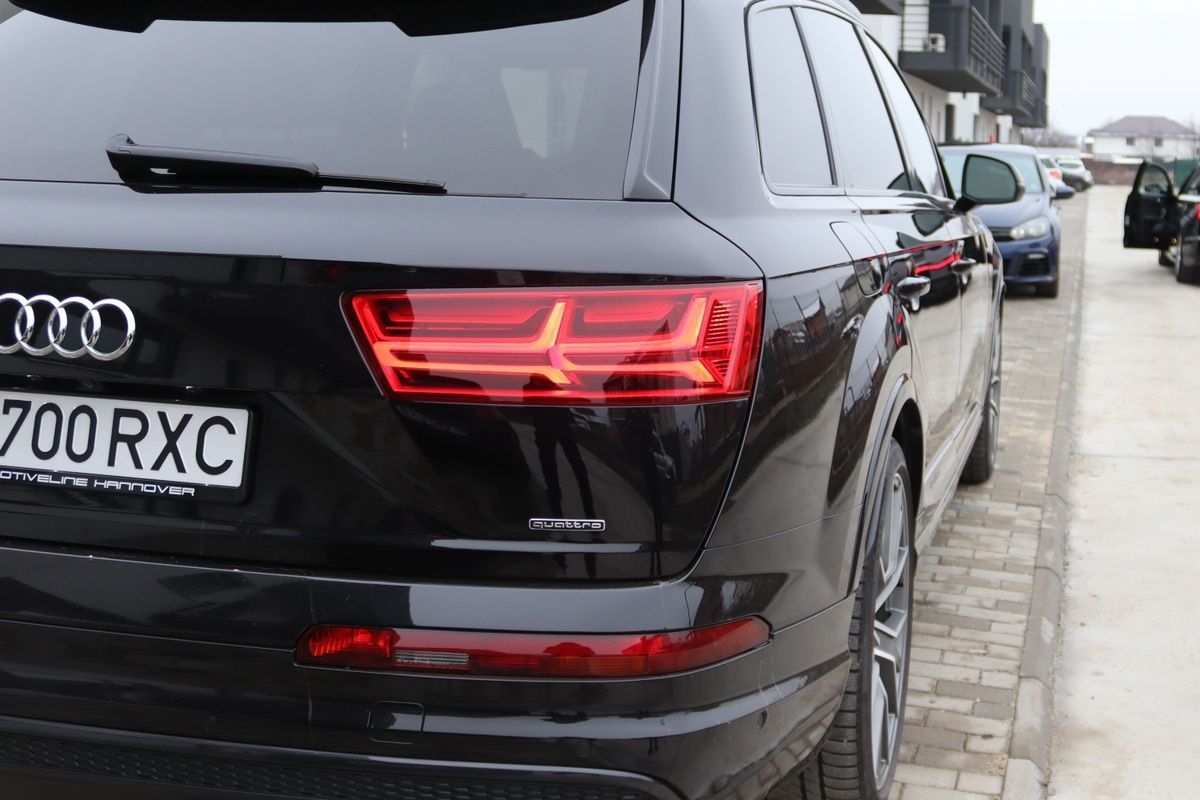 Audi Q7 S-Line Quattro