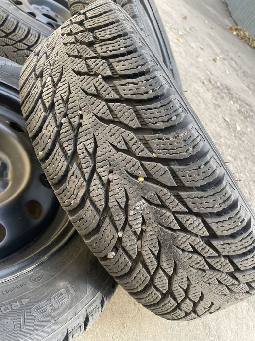 Зимие шины Nokian 185/65/R14