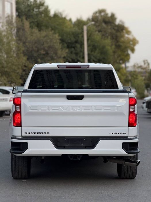 Bugun sotuvimizda Chevrolet Silverado