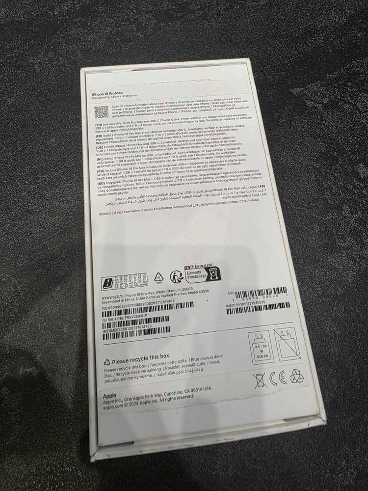 iPhone 16 pro max 256gb