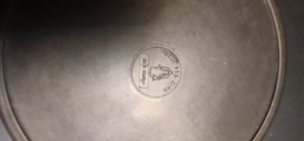 Пепелник,метален,кораб