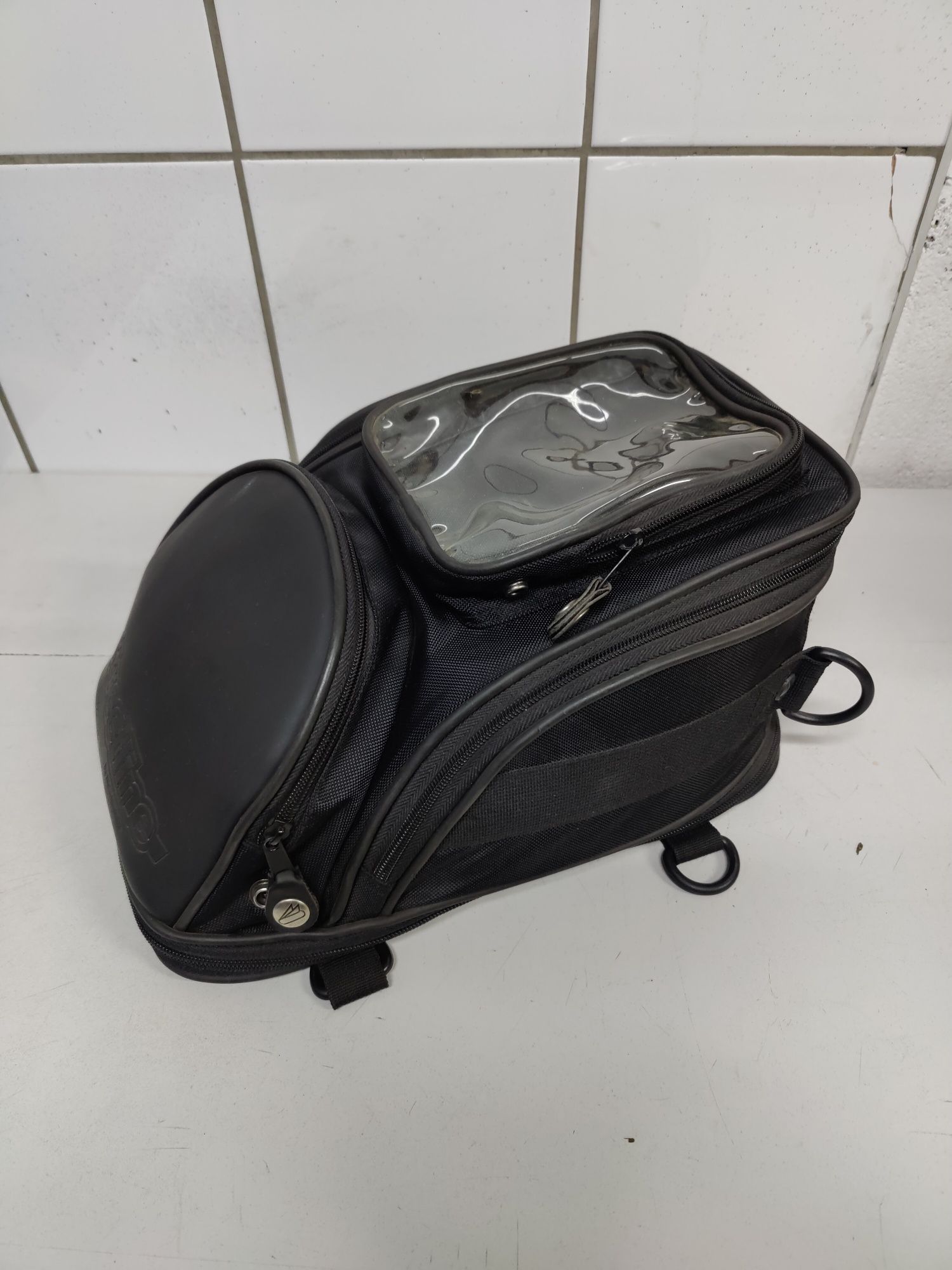 Geanta moto tankbag