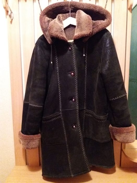 Продам б/у дубленку