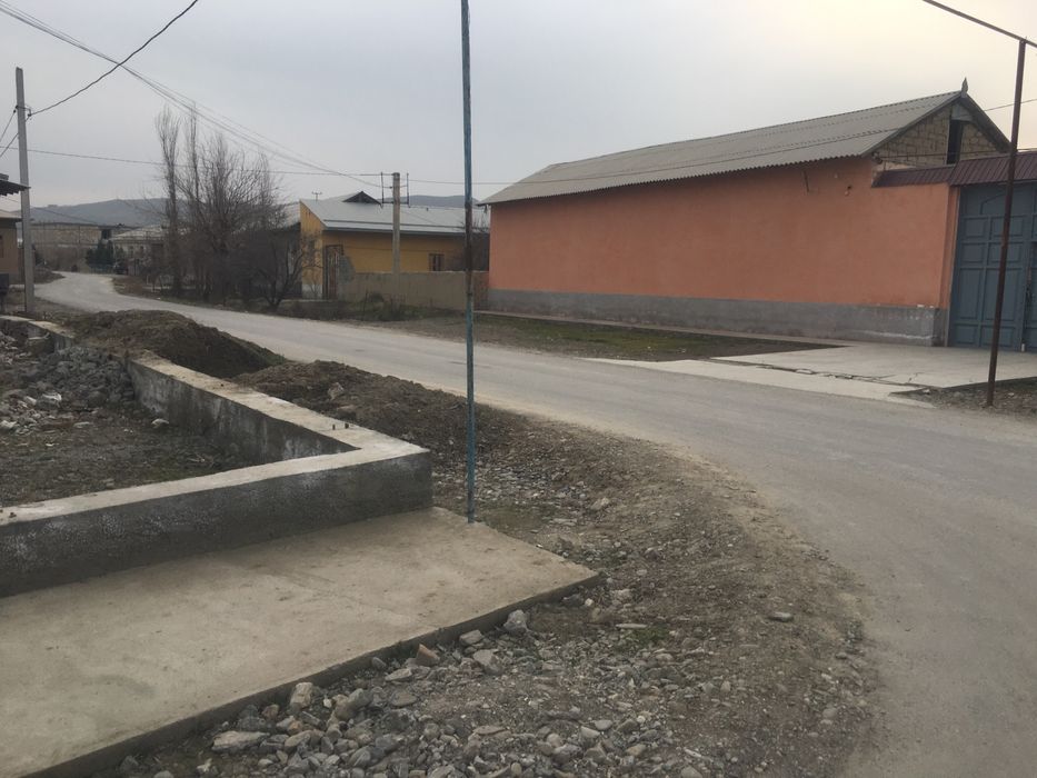 Учаска сотилади жиззах шахар сайилжойи махалласи