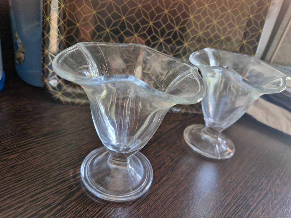 Чаши за мелби и други десерти