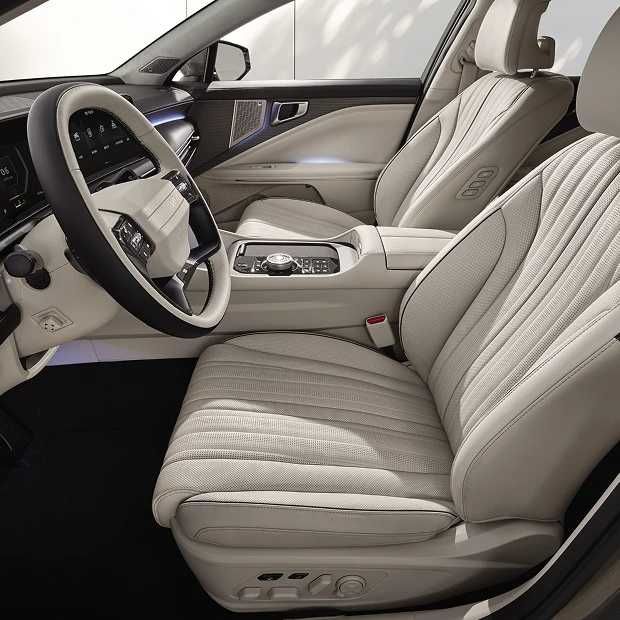 Янгиланган Kia K8