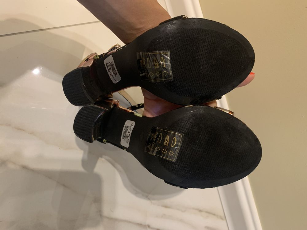 НОВО!!! Сандали Shoe Republic LA