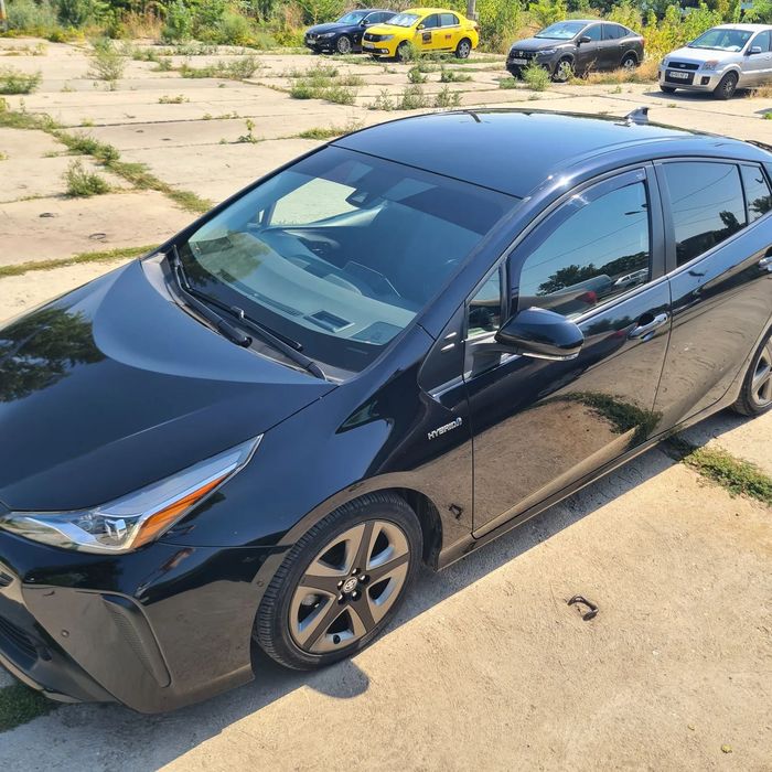 Toyota Prius Vând toyota prius hybrid 1.8 /2019