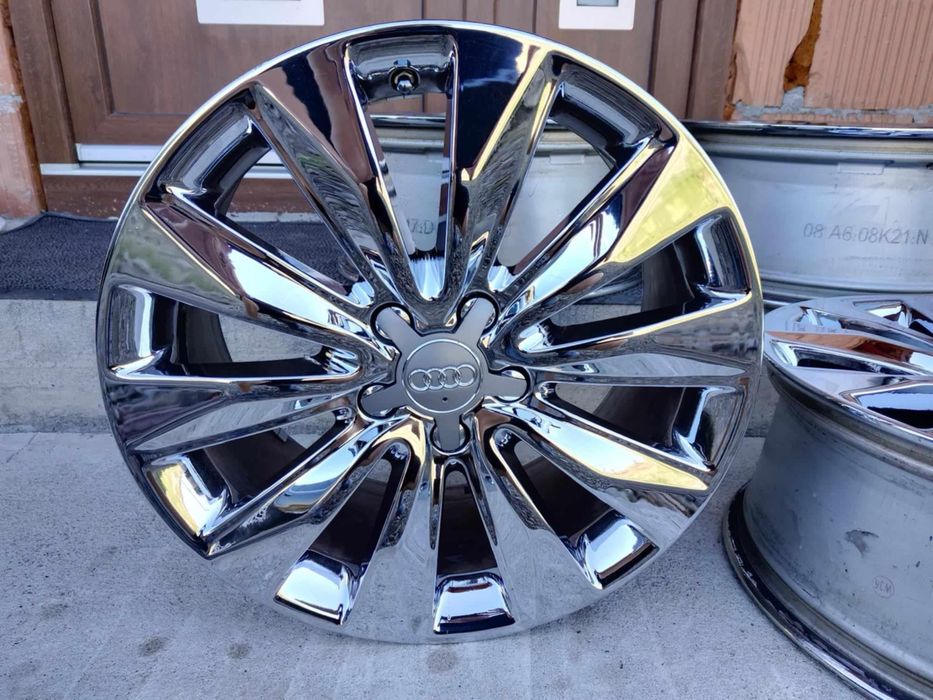 Vând janta 18" cromata