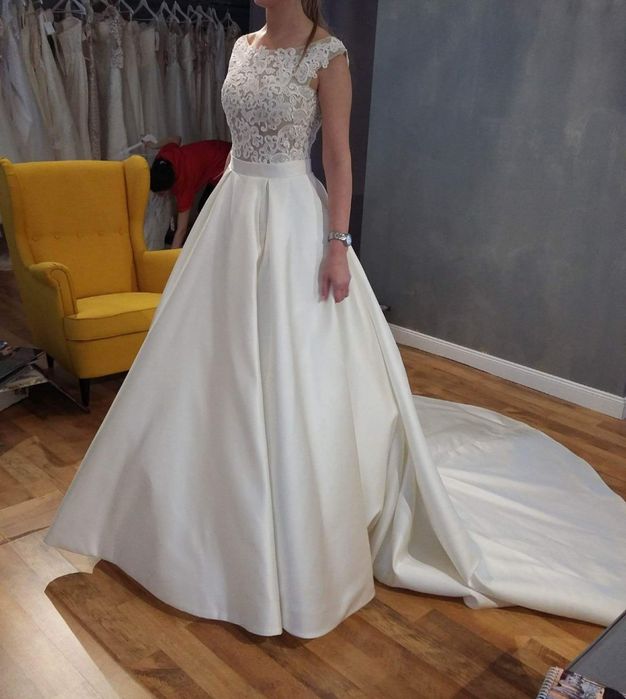 Rochie de mireasa cu buzunare Crystal Design