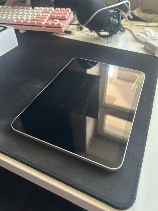 iPad 10.9 64гб 22 года