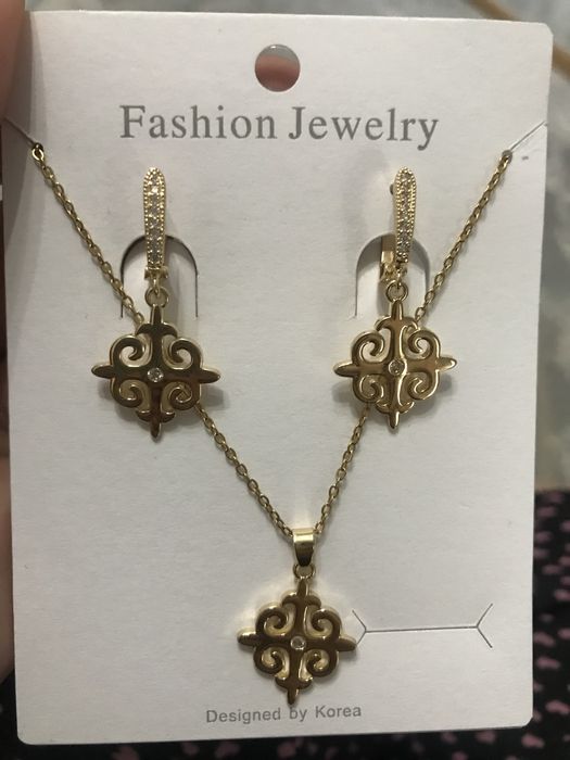 Бижутерия набор серьги и цепочка