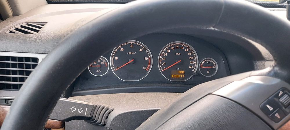 Vând Opel Vectra
