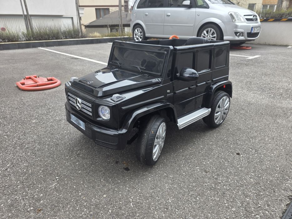 Детски  акумулаторен джип MERCEDES-BENZ G500 12V с родителски контрол