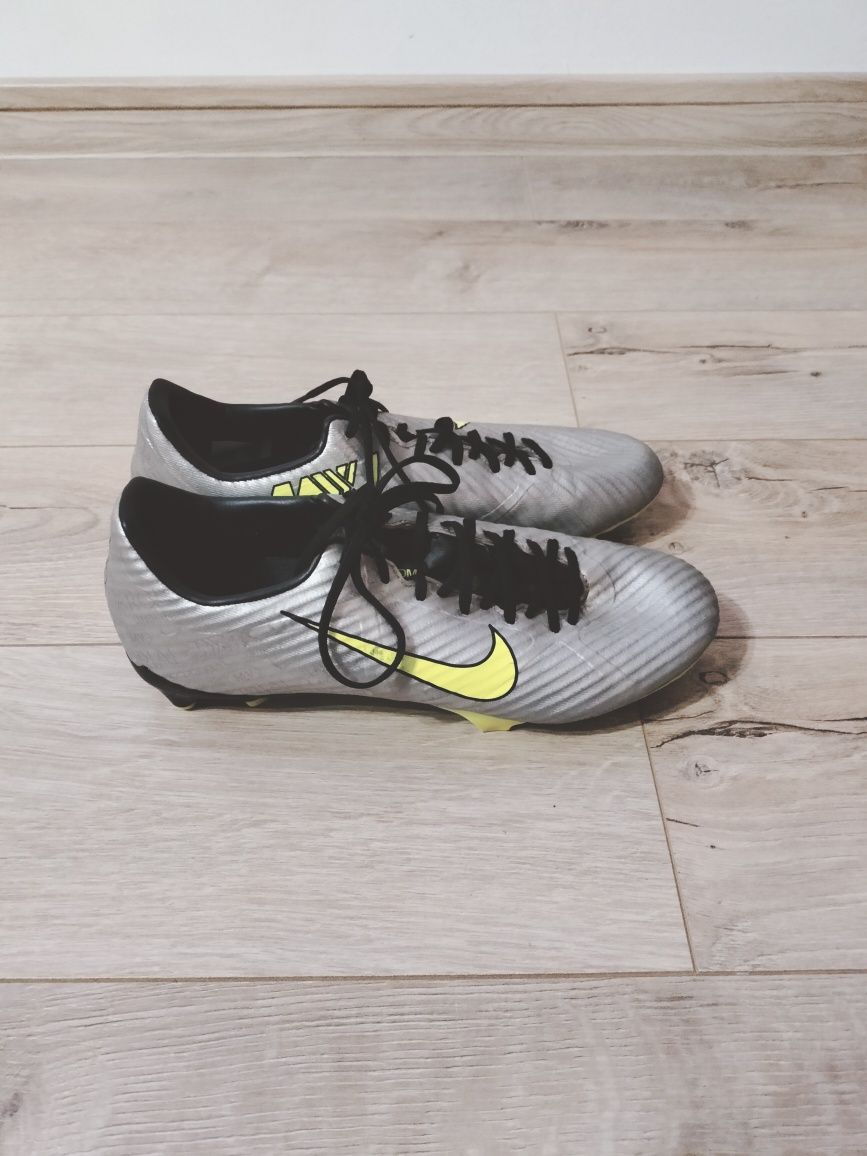 Ghete Nike Mercurial Vapor 15