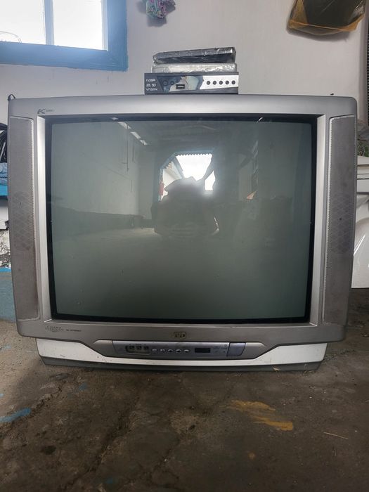 Продам телевизоры