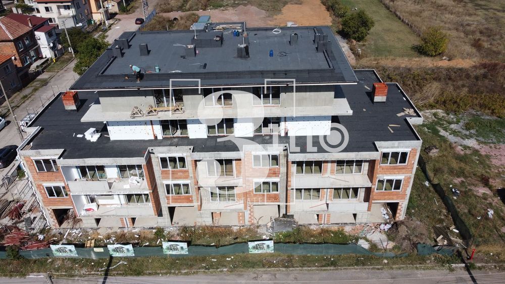 Продава се Двустаен апартамент в Елин Пелин - 79 кв.м за 995 €/кв.м - Снимка #1