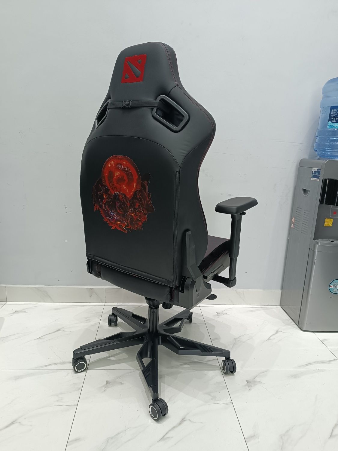 Игровое кресло ValveDOTA2