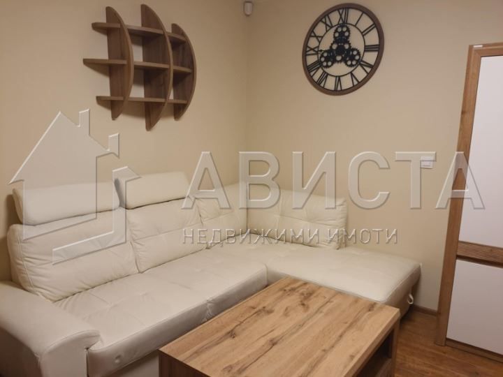 3-стаен в София-Център площ 86 цена 1000