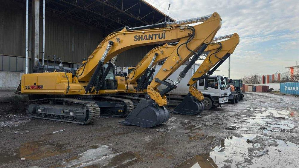 Гусеничный экскаватор SHANTUI SE370LC 2куб. муддатли тулов