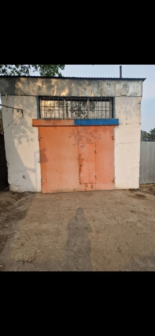Сдам сто, гараж, бокс