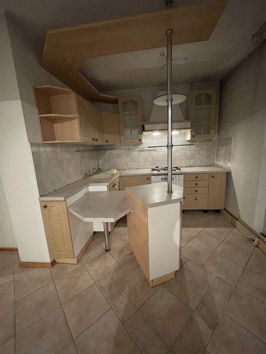 Продам кухню с техникой 70 тыс