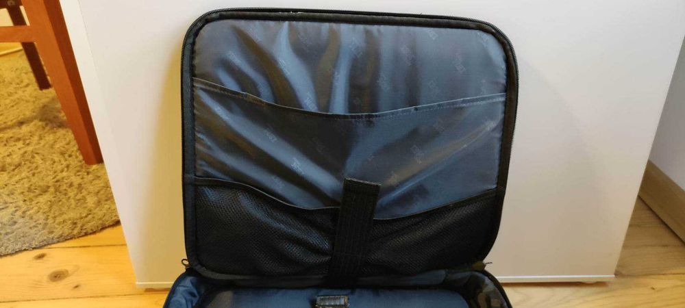 Бизнес чанта за лап топ IBM