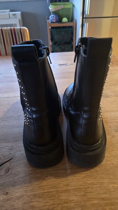 Зара боти 36 номер