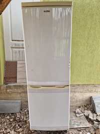 GRATIS frigider - fier vechi
