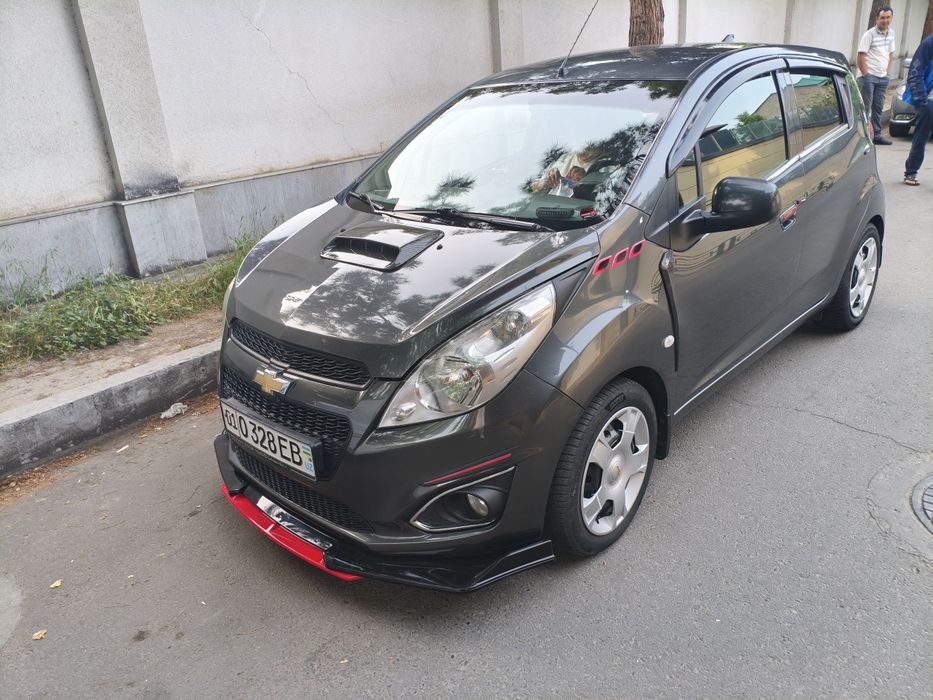 Автомобиль Спарк