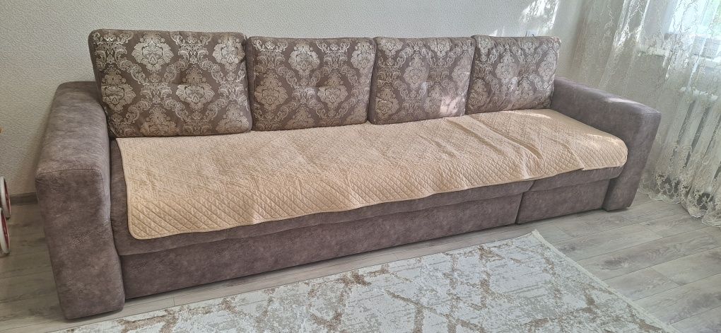 Продам диван с атаманкой