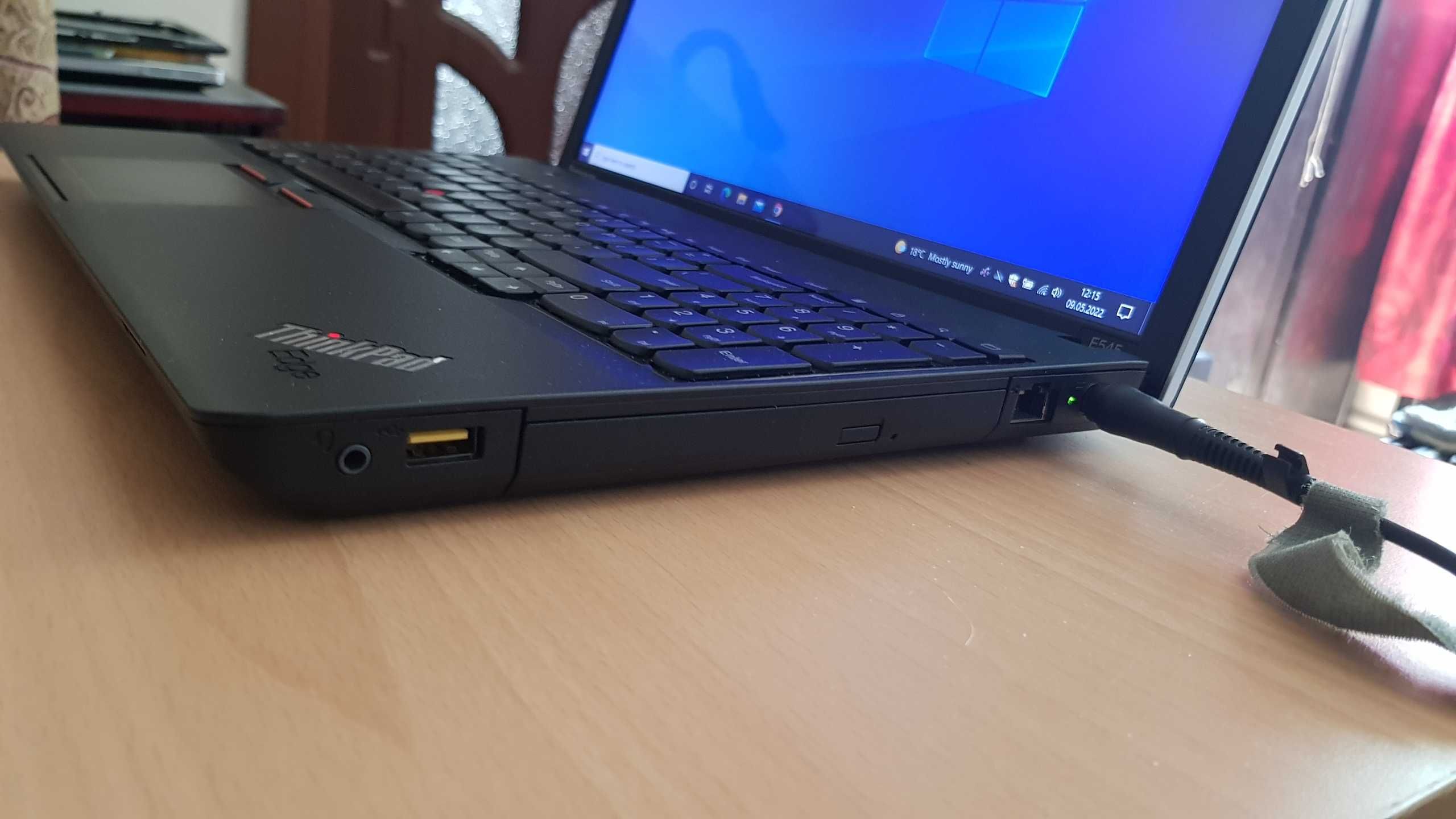 LenovoThinkPad-Edge E545 Impecabil Cu Baterie 1,45min