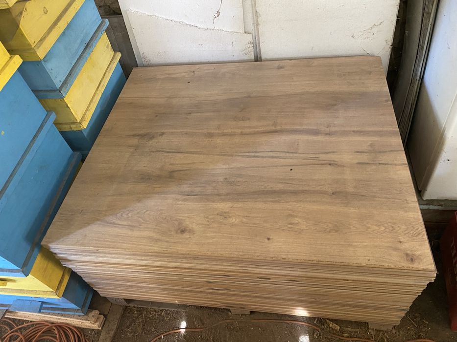 Продавам MDF плоскости с дебелина 8мм