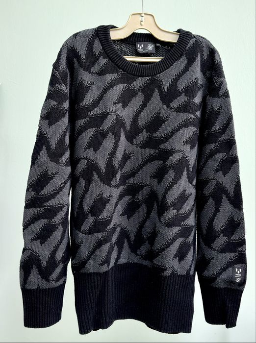 Messi, Меси монограм мъжки пуловер на едноимения футболист, размер L