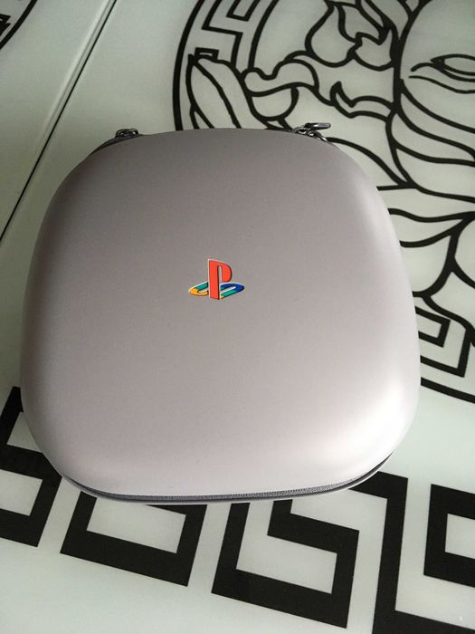 PlayStation 5 DualSense Edge 30th Anniversary Edition