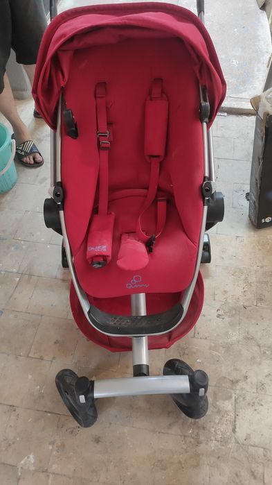 Коляска Quinny хорошая