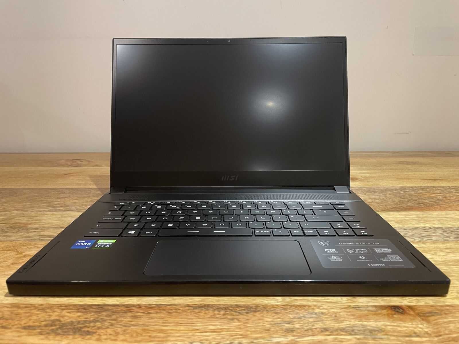 Лаптоп MSI GS66 Stealth