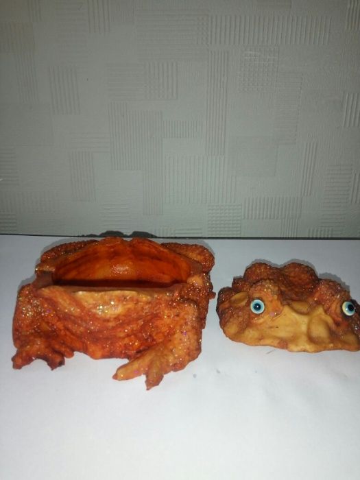 Сувенир шкатулка в форме лягушки